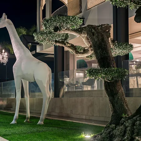 Cerere فندق بييسْتوم